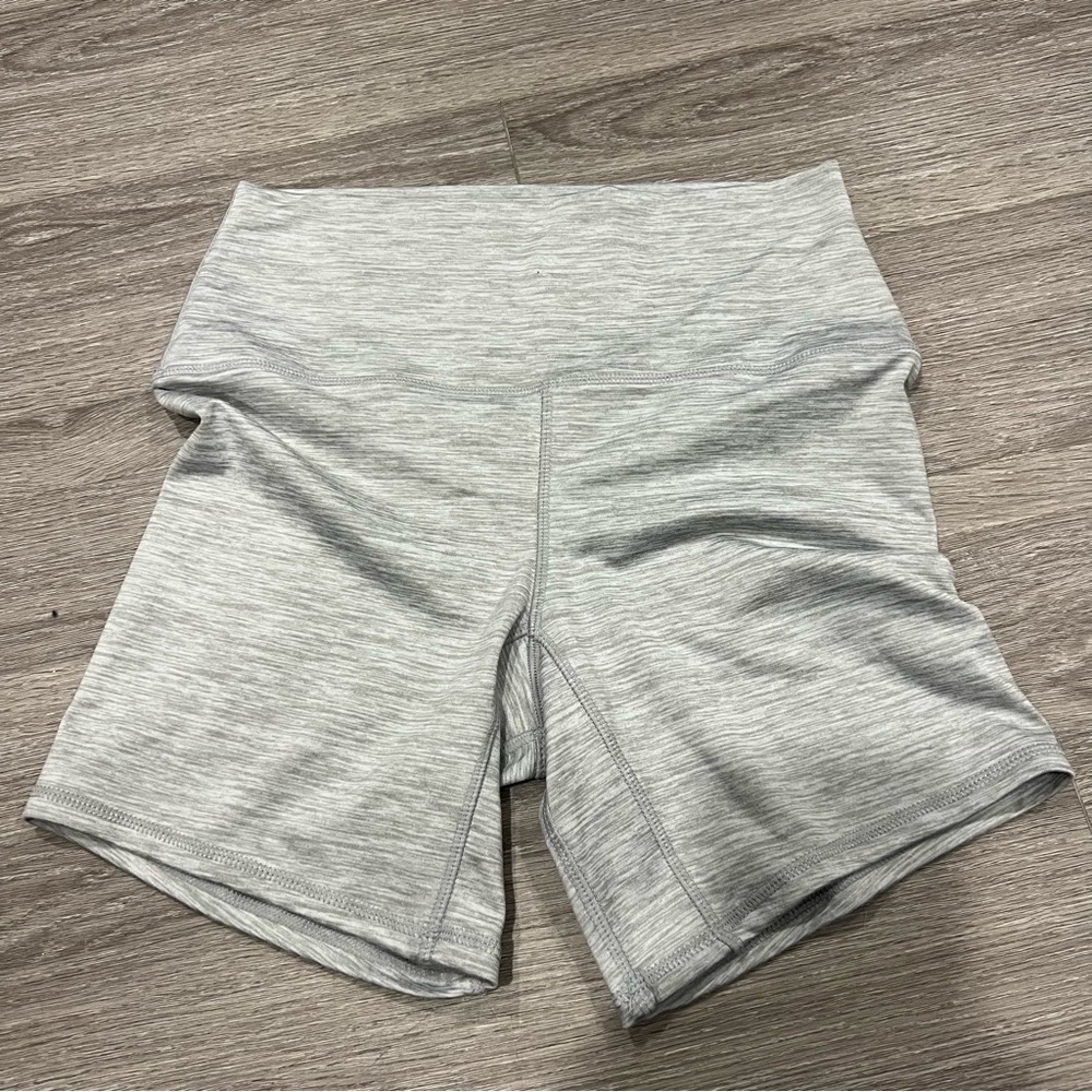 Ardene x KGMTL grey white stripe biker shorts m